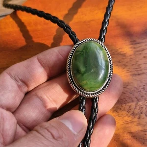 Green Forest Jade Bolo Tie Wedding Necklace for Men Bridegroom Western Cowboy - Picture 1 of 8
