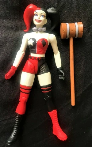 DC Designer Series Darwyn Cooke Action Figure HARLEY QUINN batman universe Cover