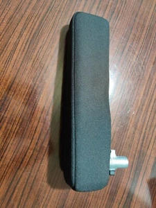 Appoggiabraccia sedile Anteriore Sinistro ORIGINALE Dacia Renault Sandero Logan - Foto 1 di 4