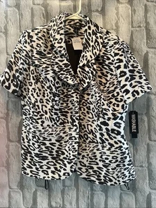 Dana Kay Women’s 2 Piece Pant Suit - Picture 1 of 12