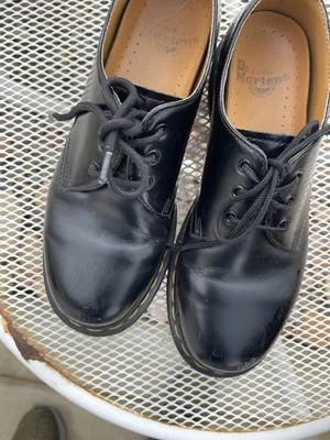 Doc Martin Woman’s Size 7 Shoes Black Leather - Image 1 of 4