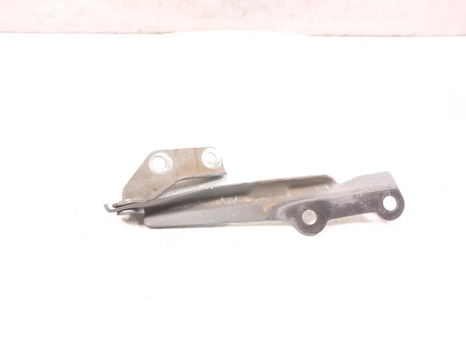 Bisagra del capó del conductor Mazda Miata 1990-2005 Na01-52-420D Foto 1 de 4