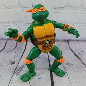 Teenage Mutant Ninja Turtles Classics Collection 6" Michelangelo Figure 2012 - Picture 1 of 13