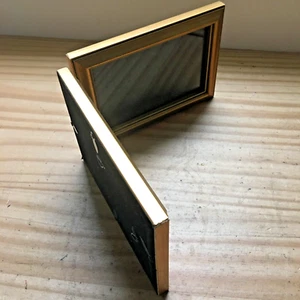 Vintage goldfarben Metall Rechteck Doppelfaltung 2 in 1 Klapp Bilderrahmen Wandbehang - Bild 1 von 5