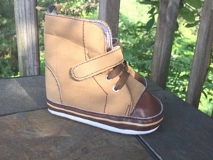 SO DORABLE Hiking Booties LIKE DAD Timberland Woods Shoes Sz 3 9 to 12 mths 👠b2 - Picture 1 of 7
