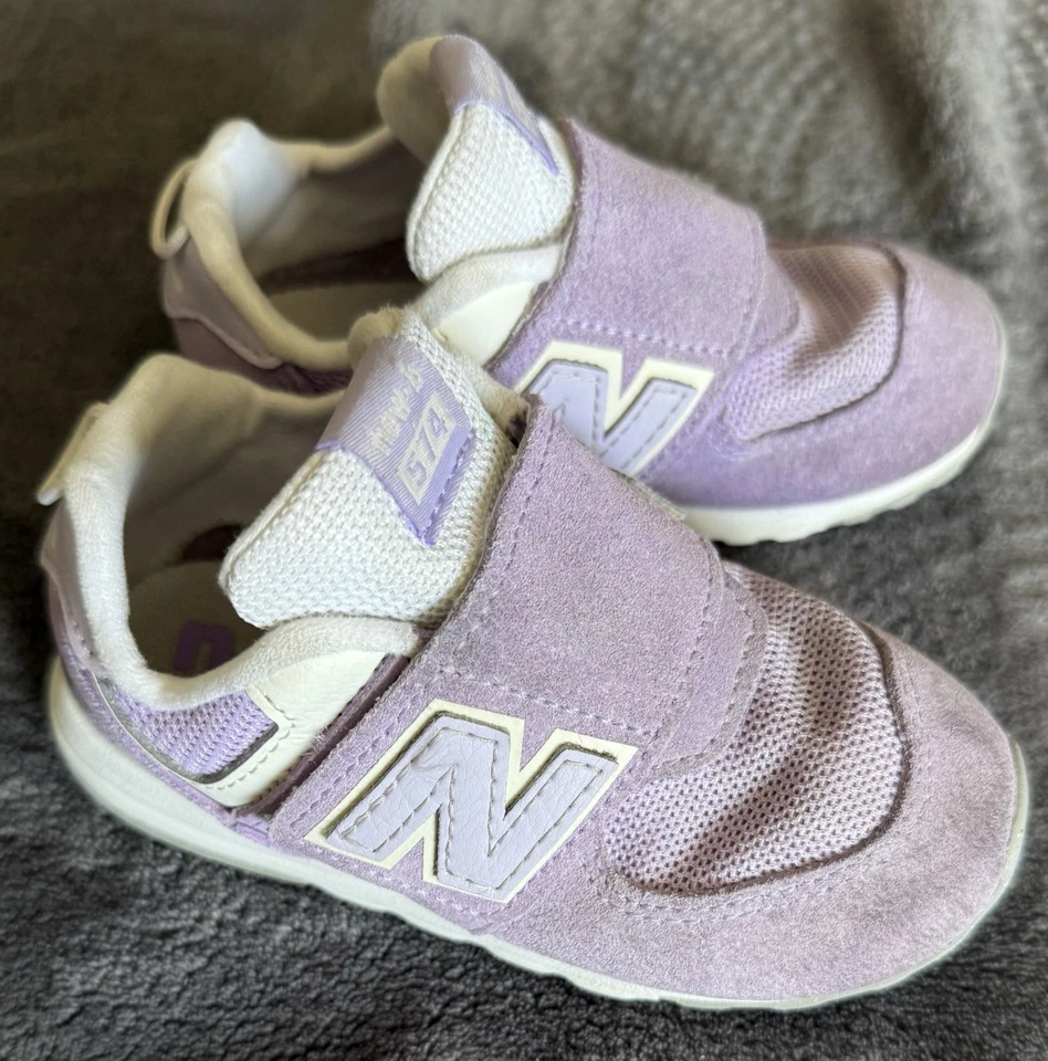 New balance Toddler Size 7 Easy On/off Purple - Image 1 of 4
