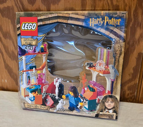 LEGO 4723 Harry Potter: Diagon Alley Shops - 100% w/box & manual