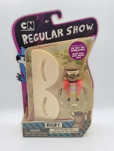 JAZWARES CARTOON NETWORK REGULAR SHOW RETRO RIGBY 3" FIGURE WITH SUNGLASSES - Picture 1 of 4