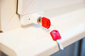 Drehsperre BSL Kindersicherung Fenstersicherung Einbruchschutz Fensterschloss!! - Bild 1 von 4
