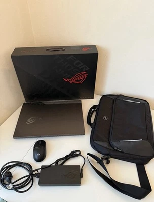 ASUS ROG Strix G17 G713PV-HX146W Ryzen9 7940HX 32GB RAM  1TB SSD RTX 4060 Win 11 - Bild 1 von 4