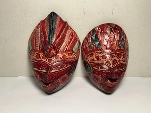 "Juego de 2 máscaras indonesias Bali Wood Batik de 5""" - Imagen 1 de 9