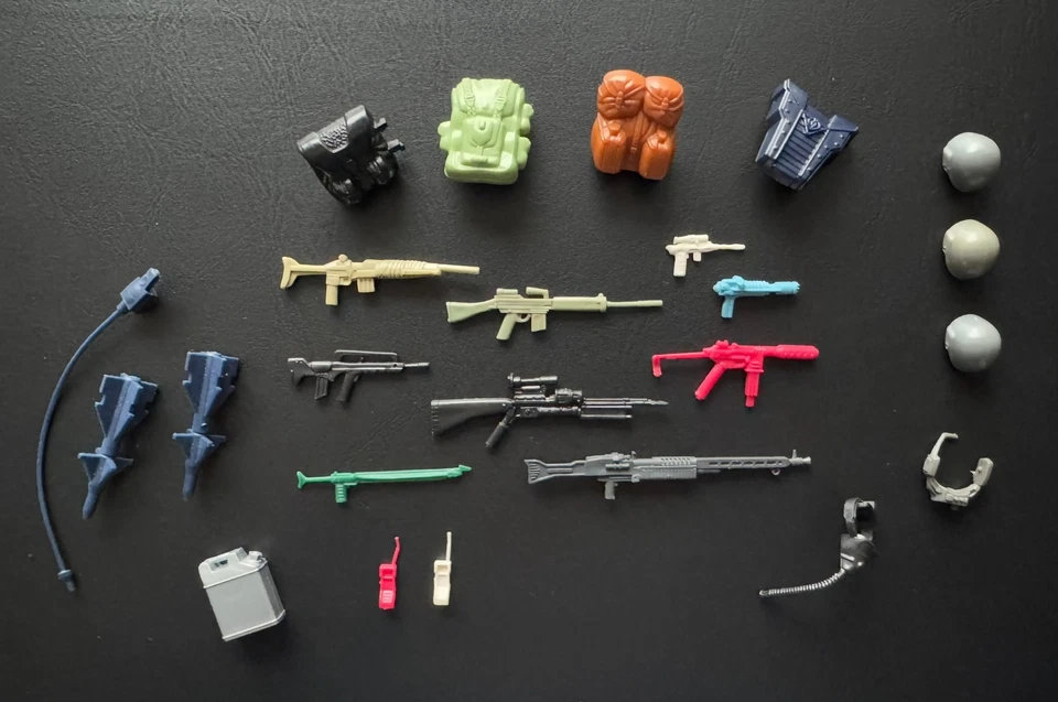 GI JOE Armas + Accesorios Lote 24 ARTÍCULOS ORIGINALES AÑOS 80 SIN REPRO Foto 1 de 1