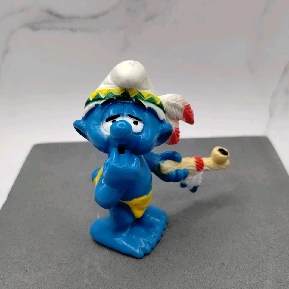 Figura de PVC Peyo 2006 pitufo nativo americano Schleich Holding Peace Pipe Foto 1 de 4