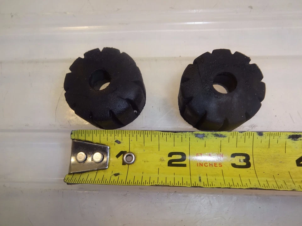 Honda 1980 CM200 T CM 200 Twinstar 6V Fuel Gas Tank Rubber Damper Cushion - Image 1 of 1