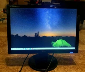 LG FLATRON W1942T-PF 19” LCD Monitor - Picture 1 of 5