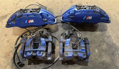 BMW F40 F44 M135i 2019-24 juego de pinzas deportivas azul M rendimiento delanteras traseras Foto 1 de 4