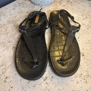 Sam Edelman schwarze Naomi Kroko-Sandalen vegan Knöchelriemen T-Riemen Größe 6,5 NEU - Bild 1 von 4