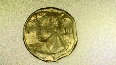 1994 Super mint error Quarter U.S.   1 of a kind! - Image 1 of 2