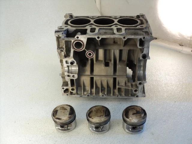 BMW K75C #8528 Crankcase / Center Case / Engine Block with Pistons - Imagem 1 de 1