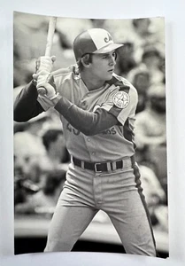 Tim Wallach (1982) Montreal Expos Vintage Baseball Postcard PCME - Picture 1 of 2