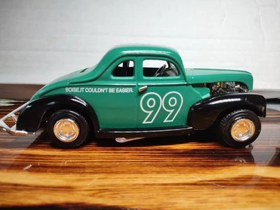 BOISE CASCADE 1940 FORD MODIFIED CP 1999 DIECAST ERTL BANK #19625 - Image 1 of 4