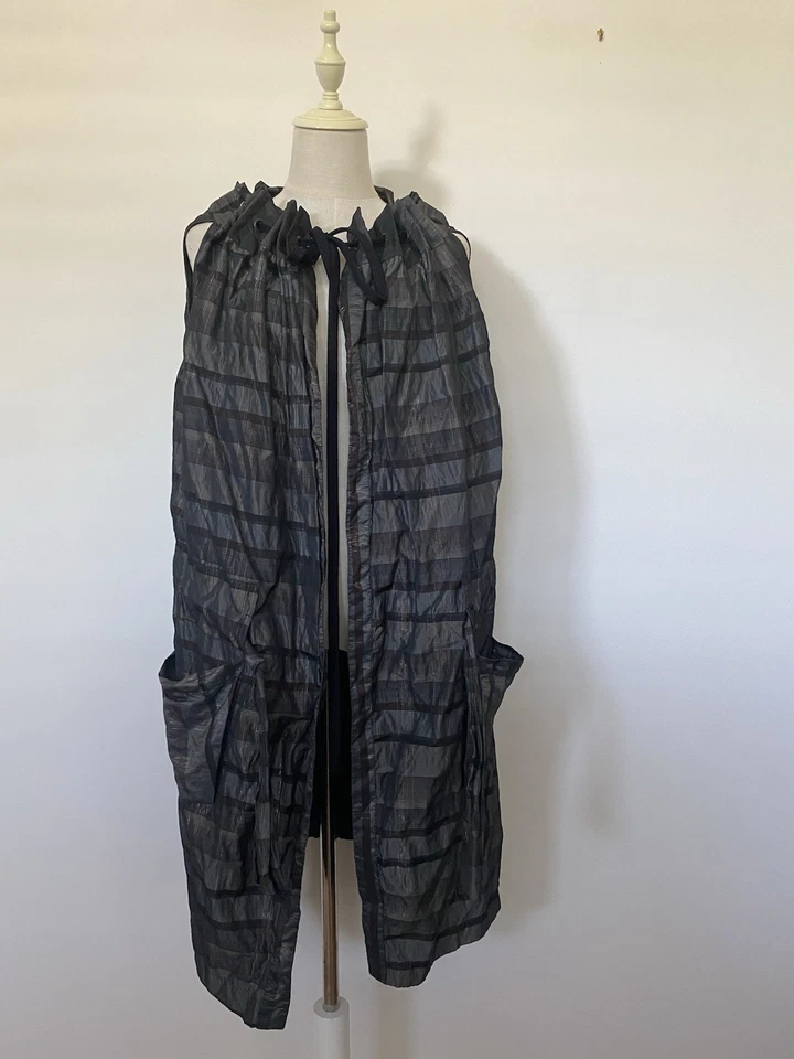 Showroom Long Sleeveless Vest With Pockets Size S BNWT RRP:$499 - image 1 of 3