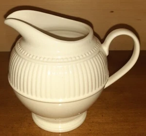 Wedgwood Windsor Pattern White Ribbed Creamer - Picture 1 of 6
