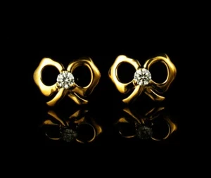 HEARTS ON FIRE HOF IDEAL CUT NATURAL DIAMOND 18K GOLD LORELEI BOW STUD EARRINGS - Picture 1 of 6