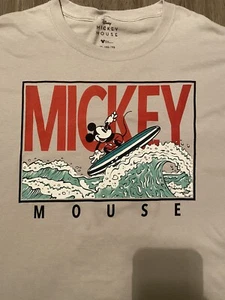 NEW Mickey Mouse Surfing T-Shirt Size Extra Large FREE SHIPPING!!! - Picture 1 of 4