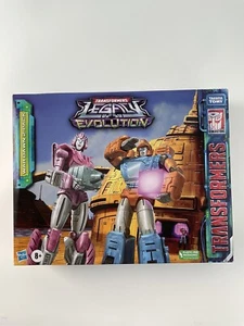SDCC 2023 Transformers Legacy Evolution Erial & Dion Hasbro Vault Exclusive - Picture 1 of 6