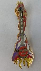 HRCPCC PIN COLLECTOR GROUP 1st YEAR FLAMING FLYING V GUITAR AWARD Hard Rock Cafe - Picture 1 of 2