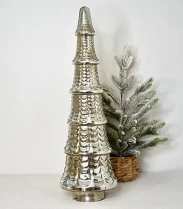 "Capa de árbol de Navidad de vidrio de mercurio Pottery Barn 26,5"" extra grande plateada" - Imagen 1 de 18