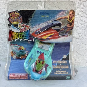 Video LCD elettronico gioco Tiger Jet Ski Hydro Extreme 2000 vintage NOS NUOVO - Foto 1 di 4
