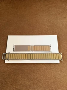 Apple Watch Ultra 49 mm marron boucle alpine bracelet finition titane MOYEN - Photo 1 sur 1