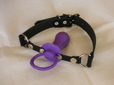 NEW BLACK LEATHER STRAP medium PURPLE RUBBER dummy pacifier BALL GAG BALLGAG