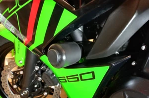 KAWASAKI NINJA 650 2022-2024 KIT DE PROTECCIÓN CONTRA CHOQUES MARCO DESLIZANTES OGGYS PERILLAS ALMOHADILLAS - Imagen 1 de 9