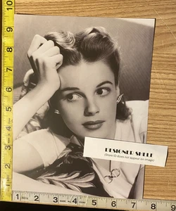Judy Garland Actress Headshot Publicity Scene Book Photograph - Picture 1 of 1
