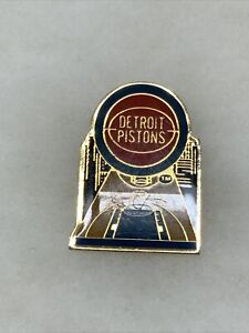 BROCHE ANCIENNE VINTAGE pistons de Detroit