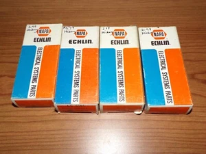 NAPA Echlin 6500/6501 Light Sockets - Picture 1 of 2