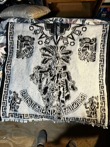 MEXICAN PONCHO, AZTECA, MEXICO, WHITE & BLACK - Picture 1 of 4