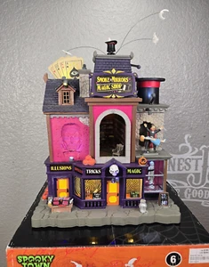 Lemax Spooky Town Smoke & Mirrors Magic Shop #45218 Michael’s Exclusive 2024 - Picture 1 of 16
