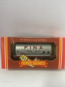 Hornby OO Gauge R115 FINA No.4 Tank Wagon - Picture 1 of 14