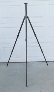 New Gitzo G1257 Mountaineer Reporter 6X Carbon Fiber Tripod - Picture 1 of 9