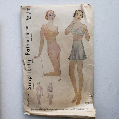 1920s 1930s Vintage Simplicity 1517 Bra Tap Panties Underwear Sewing Pattern  - Image 1 of 2