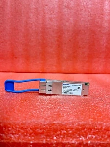 FTL4C1QE1C Finisar QSFP+ 40GBASE-LR4 Transceiver QSFP-40G-LR4 - Afbeelding 1 van 3
