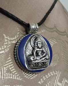 Hermoso Amuleto De Buda Shakyamuni De Lapislázuli De Nepal - Imagen 1 de 2