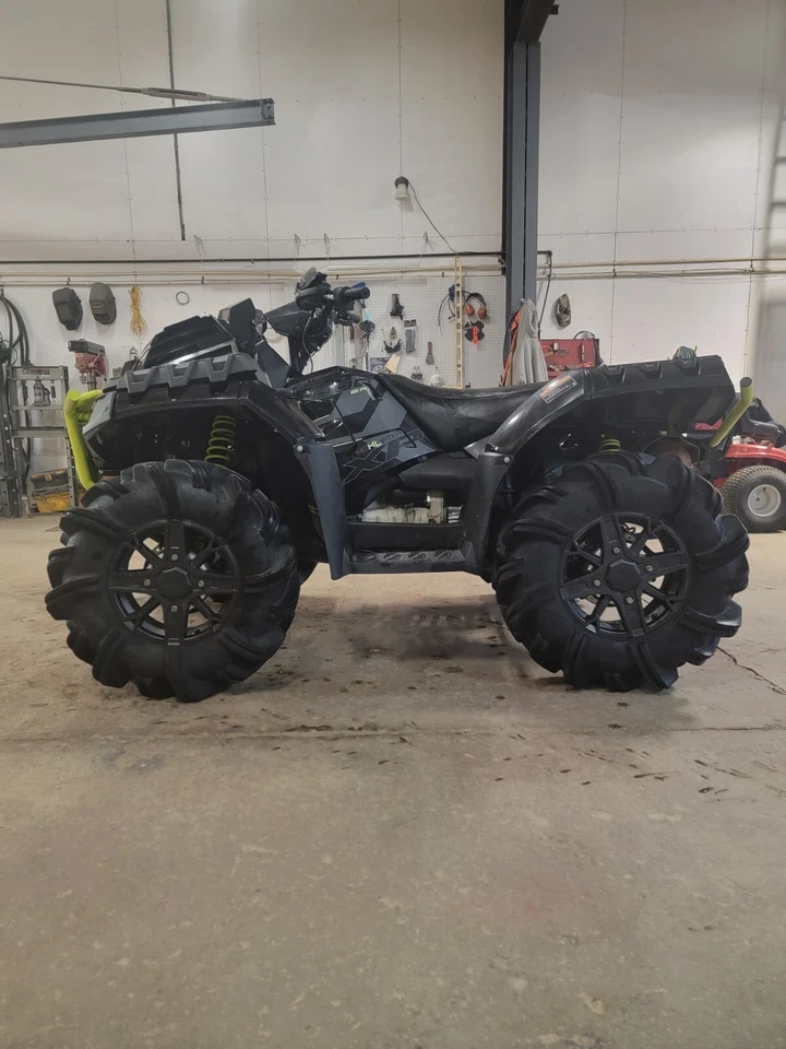 Polaris Sportsman xp 1000 high lifter edition - Image 1 of 4