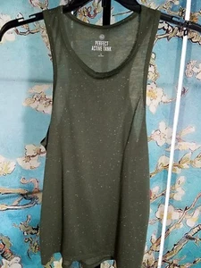 Neu mit Etikett So Junior hochgeschlossenes ärmelloses Tanktop mit Struktur, Größe Medium, Einzelhandel $ 14,00 - Bild 1 von 2