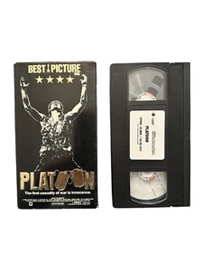 Platoon (VHS 1986) Charlie Sheen Willem Dafoe Tom Berenger (Classic War Movie) - Picture 1 of 5
