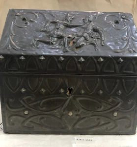 Rare Antique French Church Reliquary Box Chasse Knights c1880 - Picture 1 of 10